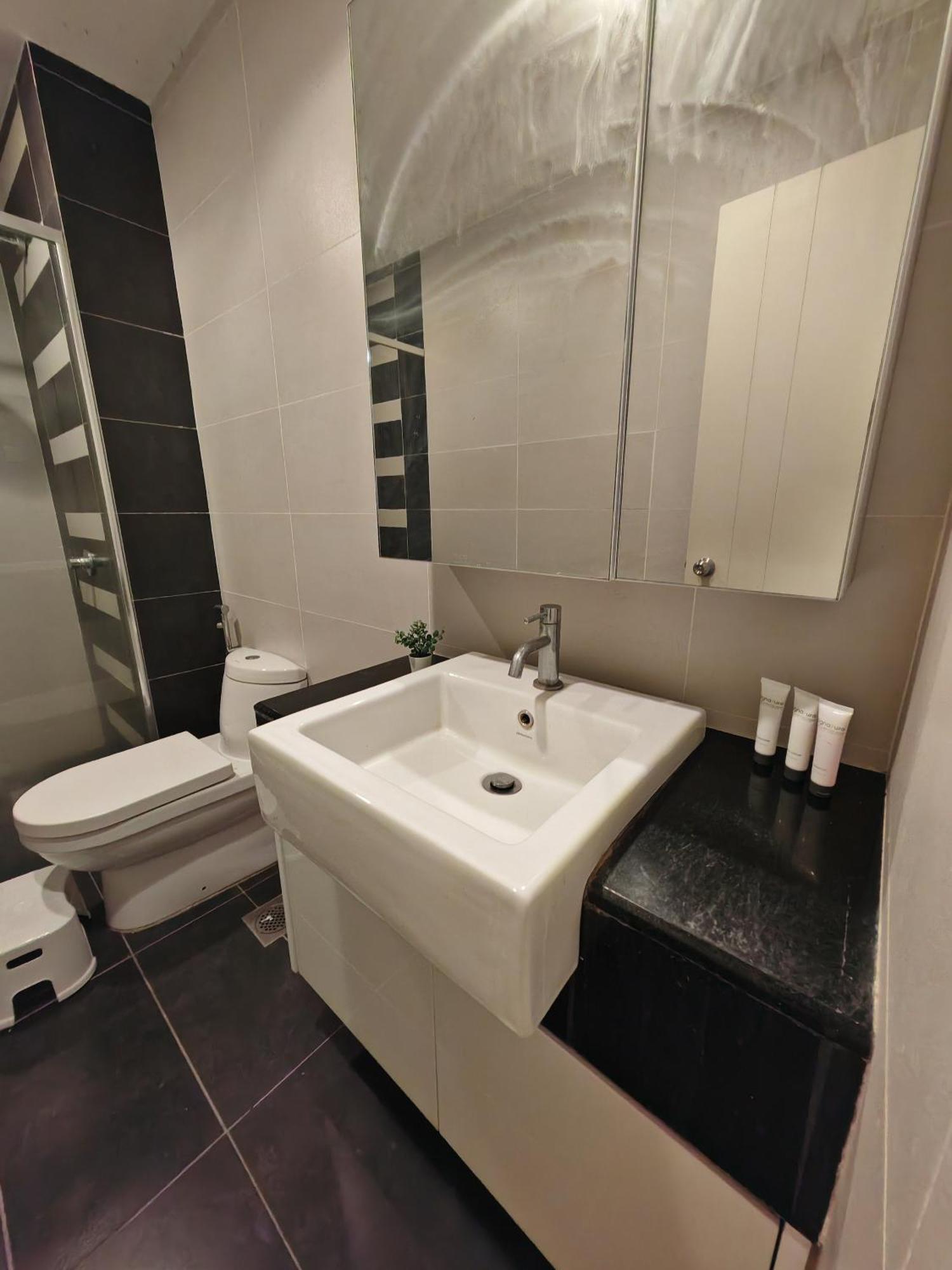 Pangsapuri Pastel House, Residence, Sg Besi *