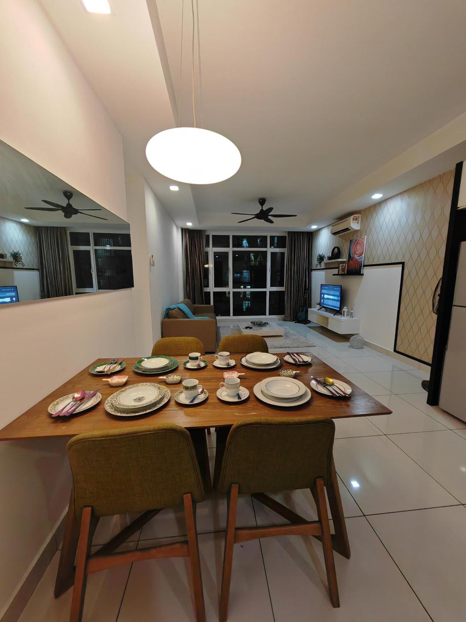 Pangsapuri Pastel House, Residence, Sg Besi