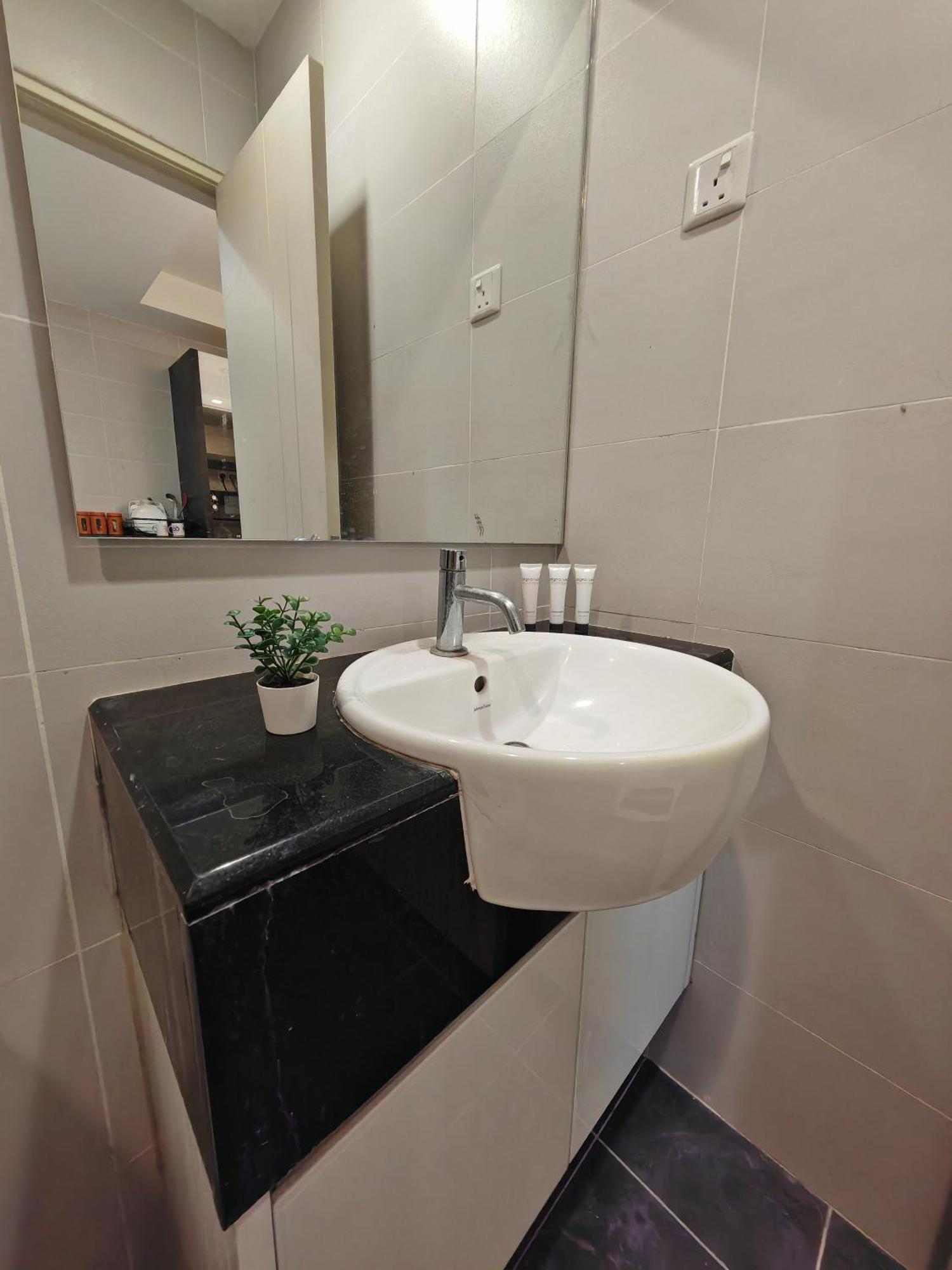 Pangsapuri Pastel House, Residence, Sg Besi *
