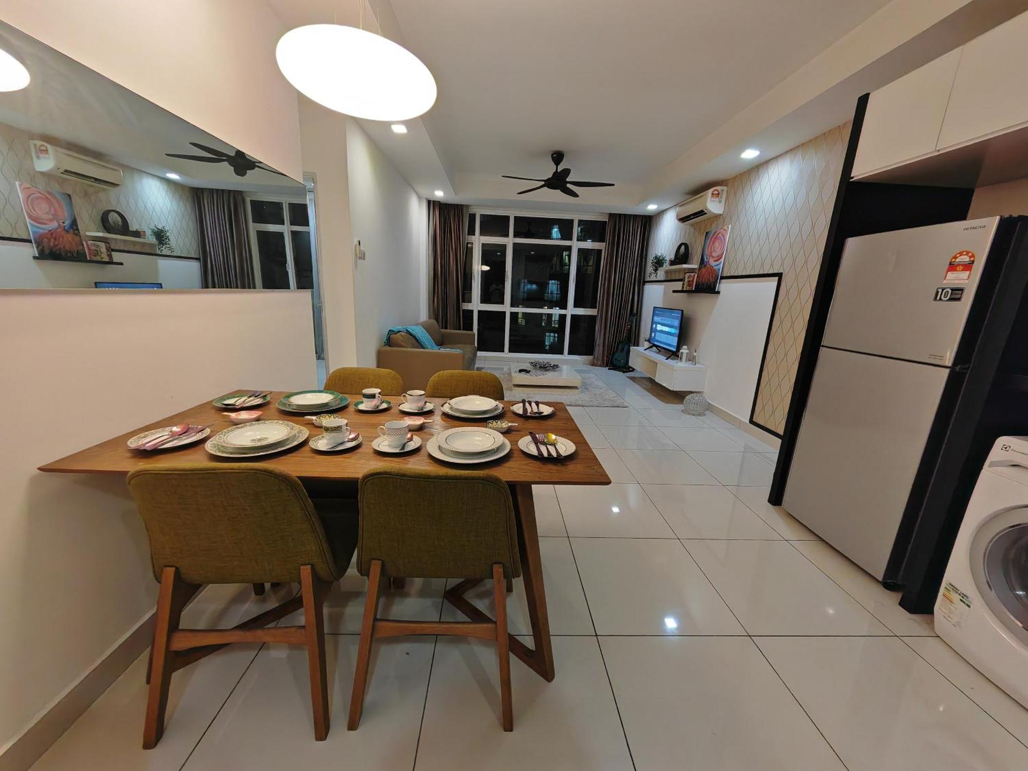 Pangsapuri Pastel House, Residence, Sg Besi Kuala Lumpur